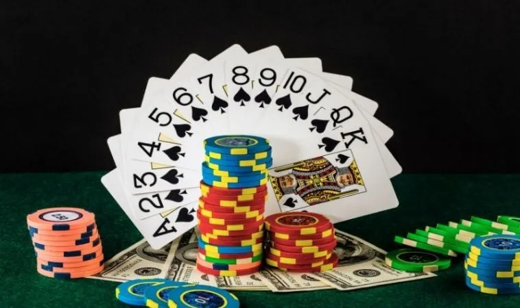 Khám Phá Trò Chơi Sâm Lốc Tại BET168VN: Thiên Đường Của Những Người Đam Mê Bài 4 Sâm Lốc Tại BET168VN